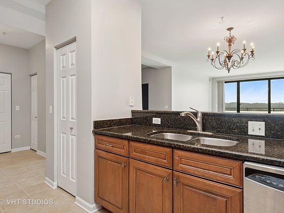 3rd image of 6420 Double Eagle Dr Unit 1208