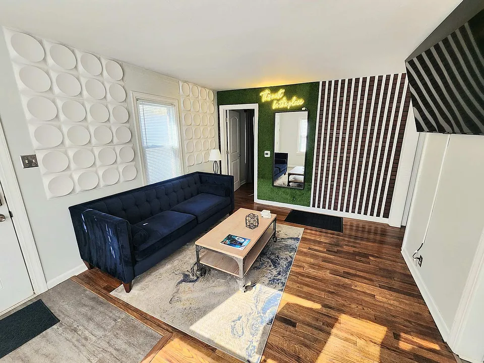 272 Hoefgen St #ID1336809P