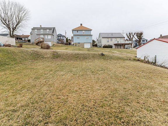 4th image of 3809 Marland Heights Rd