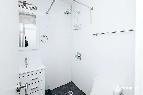 Rented by Nooklyn NYC LLC | media 36