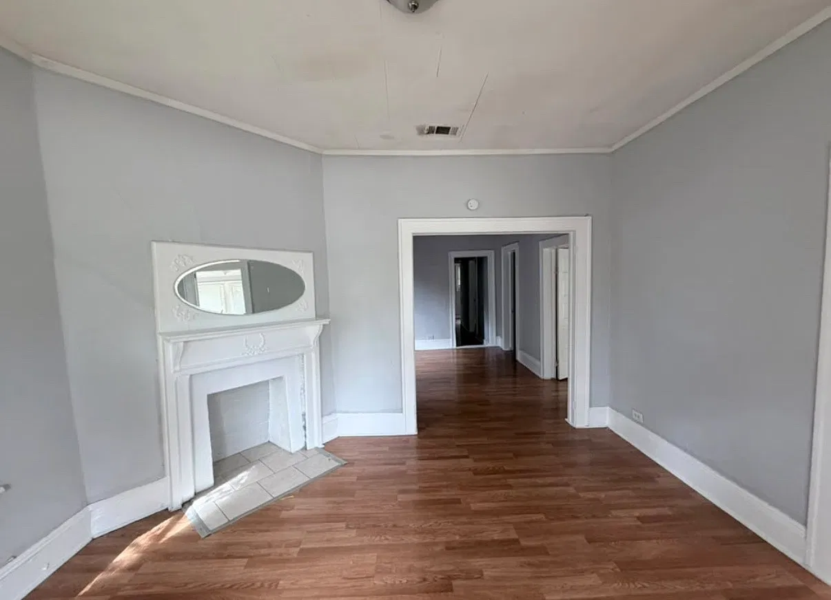 3 bed, 1254 sqft, $1,245 — Photo 2