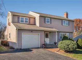 46 Tumblebrook Rd, Meriden, CT 06450