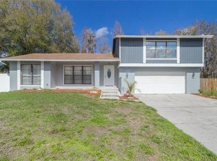 15620 Farnsworth Ln, Tampa, FL 33624