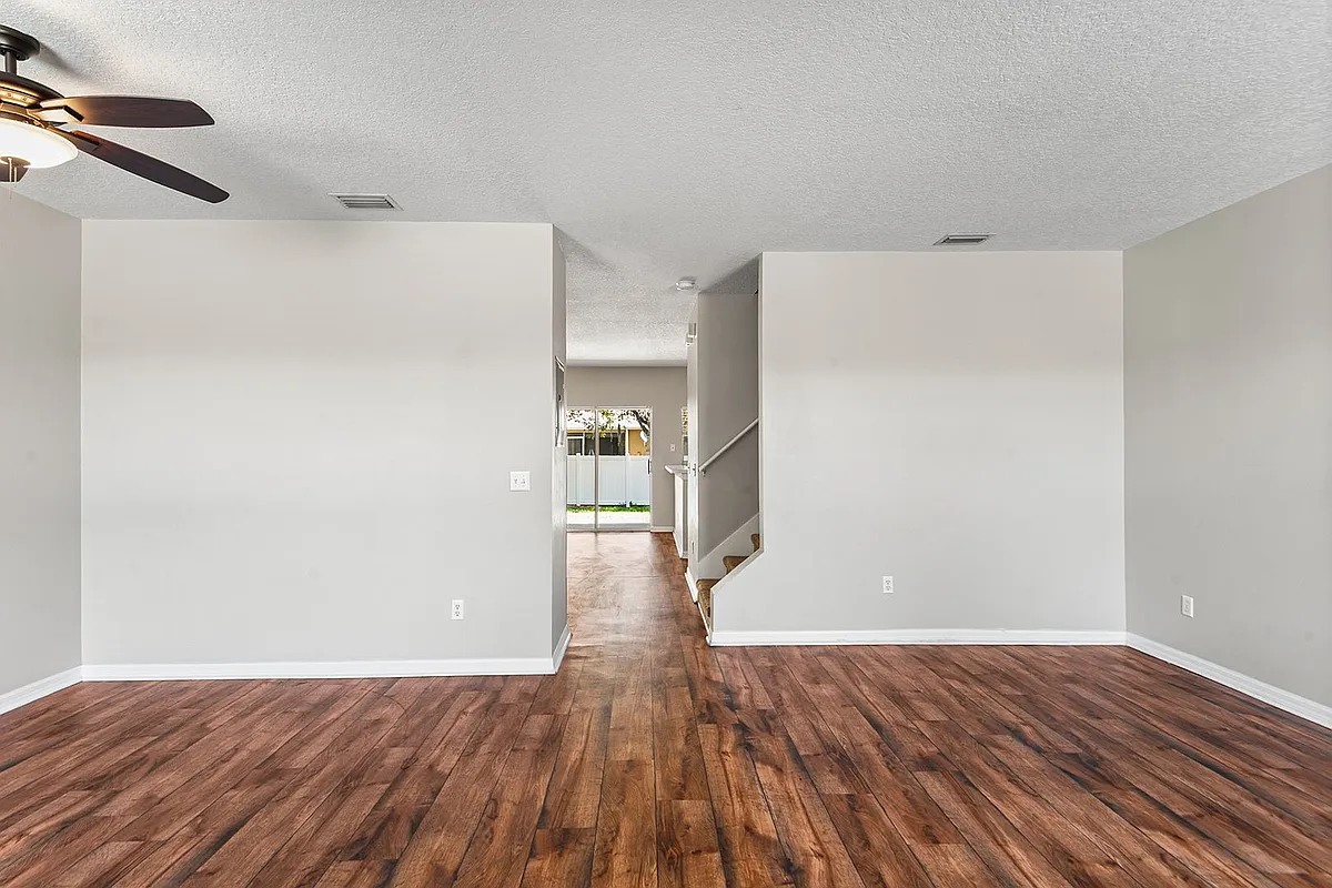 Building Photo - 1304 Denman Ct