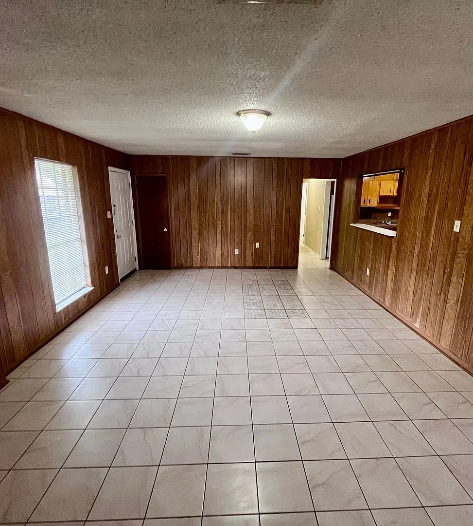 Gautier 3 Bedroom — Photo 3