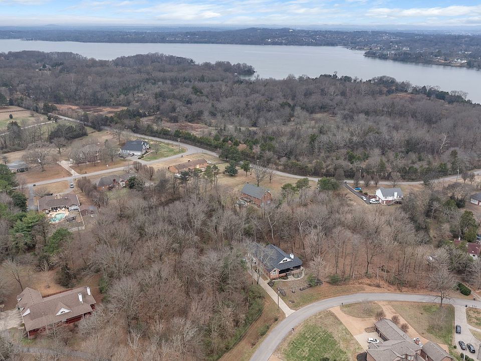 67th image of 442 Lakeview Cir
