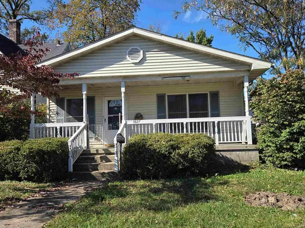 1827 S 5th St, Springfield, IL 62703