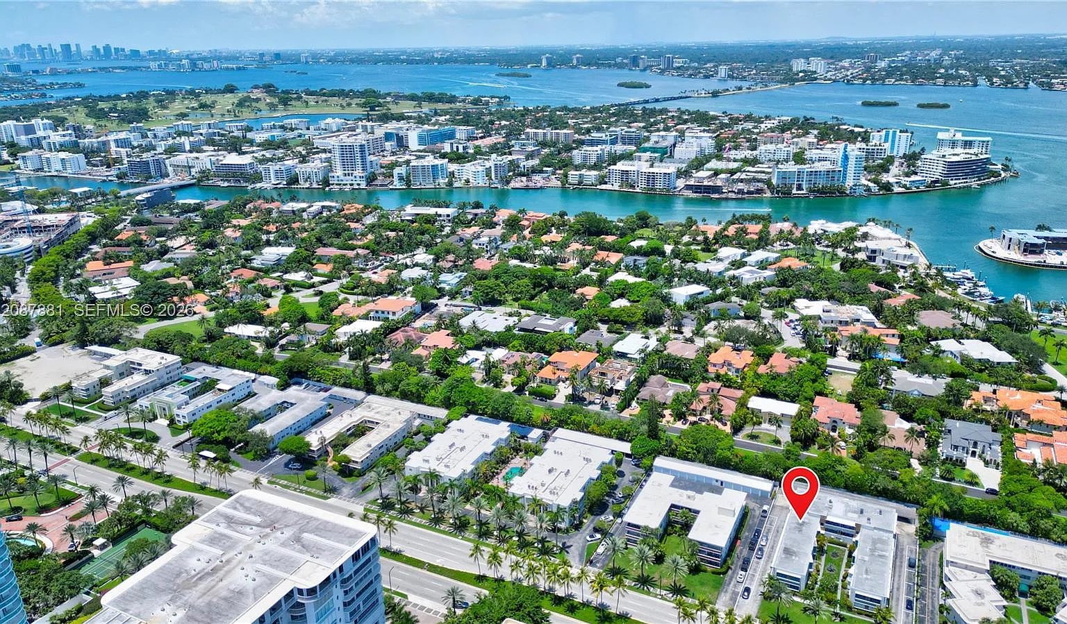 10178 Collins Ave — Photo 2