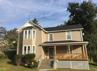 808 Pocahontas Ave, Ronceverte, WV 24970