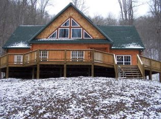 157 Treyburn Oaks Dr, Whittier, NC 28789