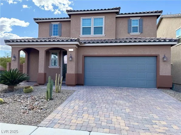745 Shiva St, Spring Valley, NV 89178