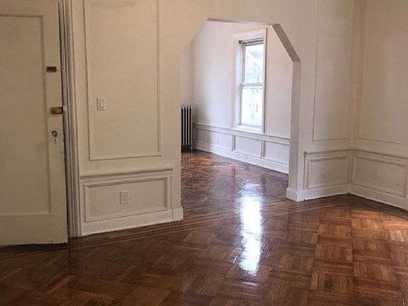 2nd image of 1043 Carroll St Floor 2