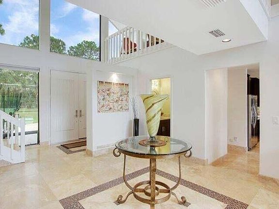 4th image of 1328 SE Colony Way