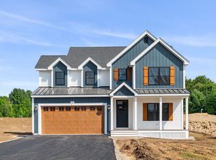 10 Lily Ln, Londonderry, NH 03053