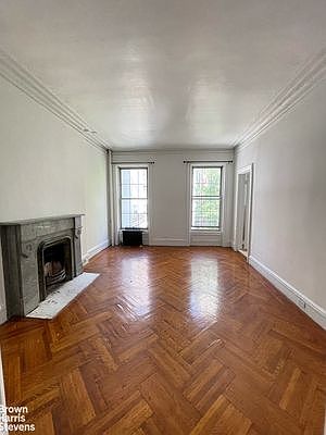 1st image of 145 E 36th St APT 3