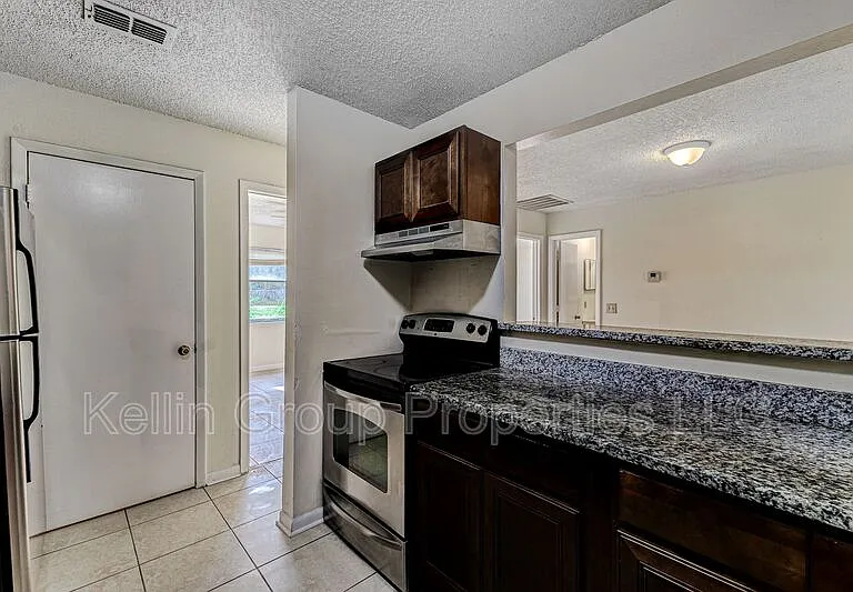 860 Fox Lake Dr — Photo 12