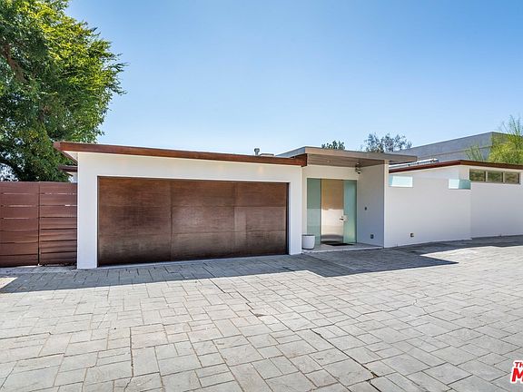 2nd image of 9231 Warbler Way