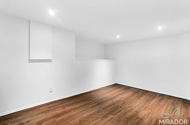 Rented by Mirador Real Estate | media 28