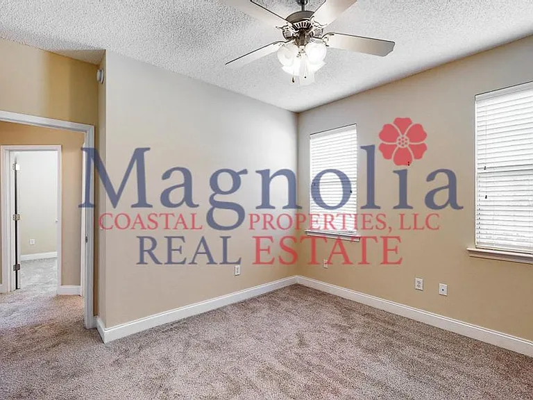 695 E Bristol Way — Photo 21