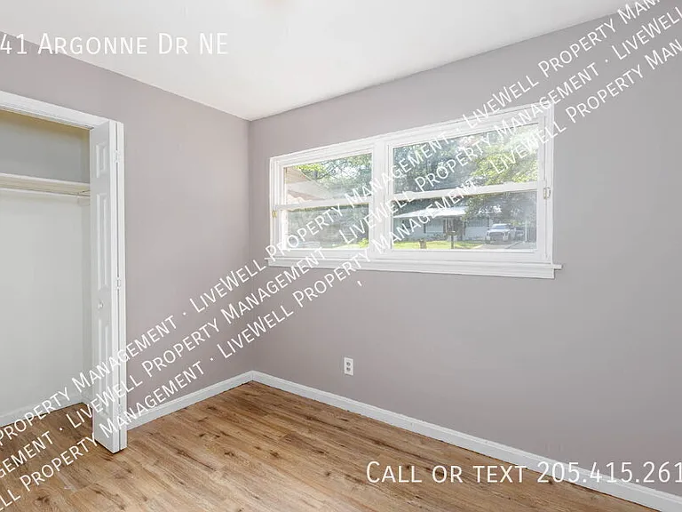341 Argonne Dr NE — Photo 20