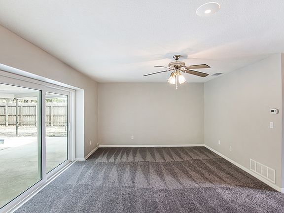 3rd image of 13881 89th Ave