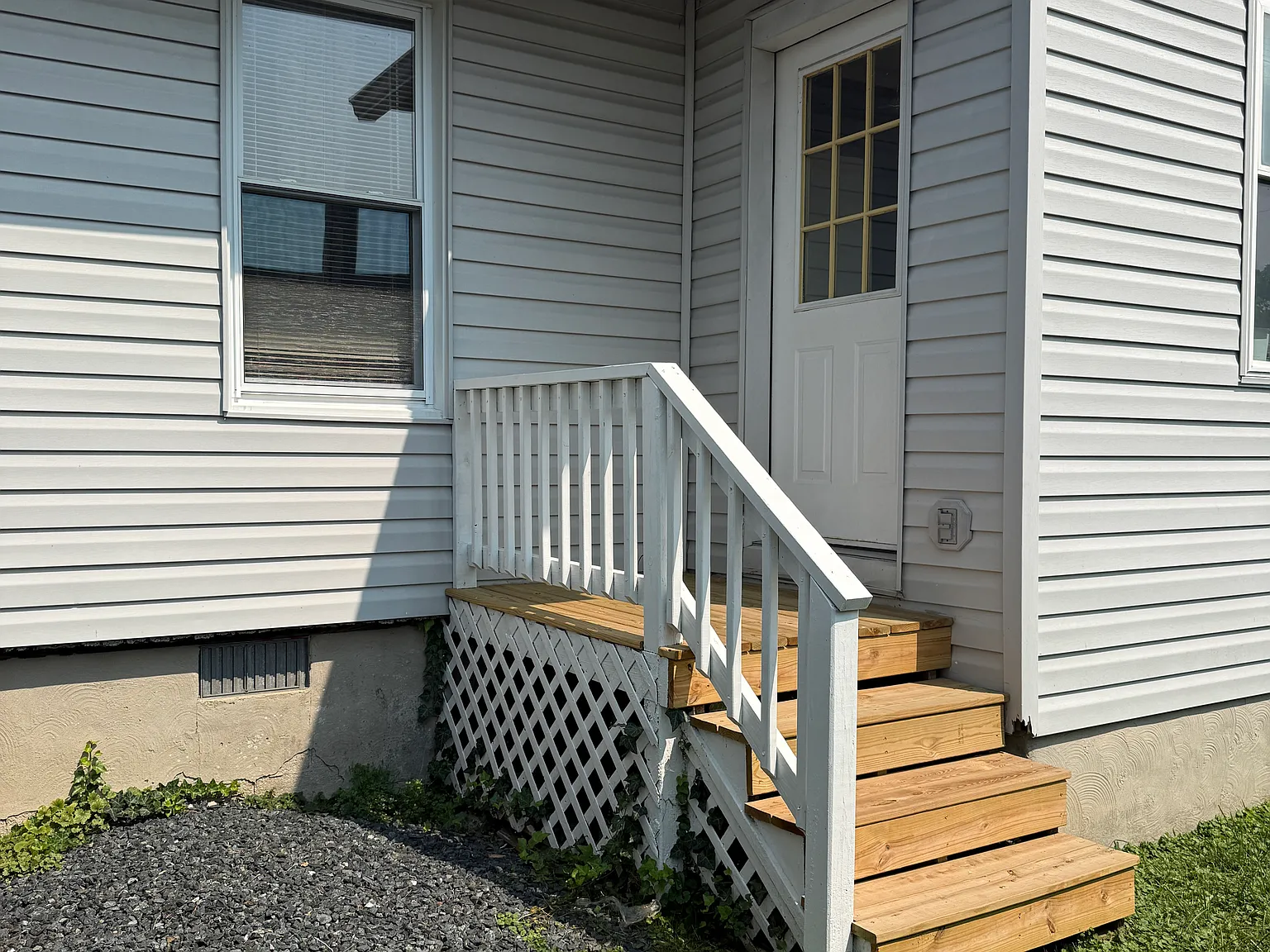 2 bed, 828 sqft, $1,900 — Photo 2