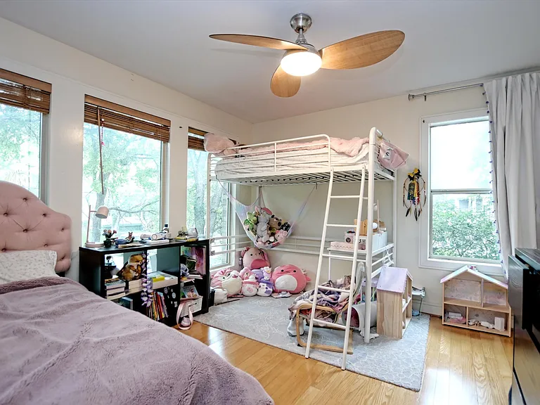 2605 De Soto Dr — Photo 12