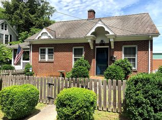 127 W Goddard Ave, Maryville, TN 37803