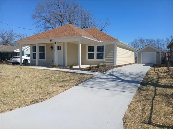 1893 S Tremont St, Kansas City, KS 66103