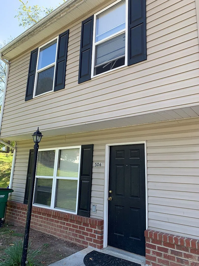 426TH - 506 Craig St. DM — Photo 1