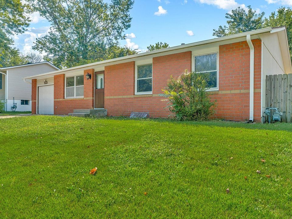 1st image of 2225 SE 36th St