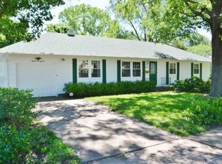 3224 SW Arnold Ave, Topeka, KS 66614