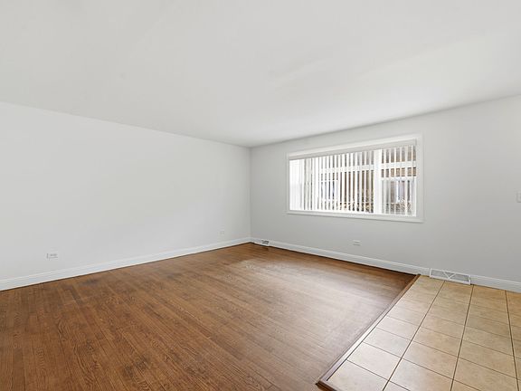 2nd image of 2028 Williamsburg Dr APT D104