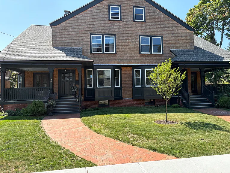 138 Arnold Ave — Photo 1