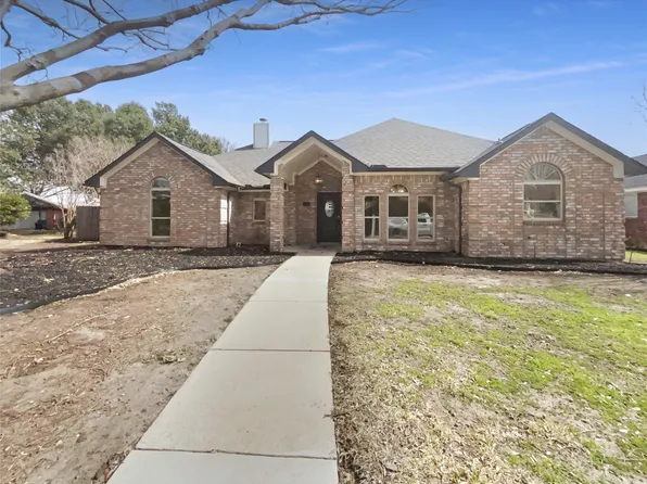202 Mesquitewood St, Coppell, TX 75019