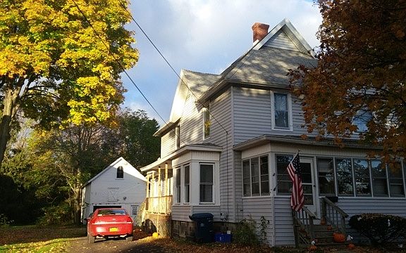 2nd image of 35 Belden Ave