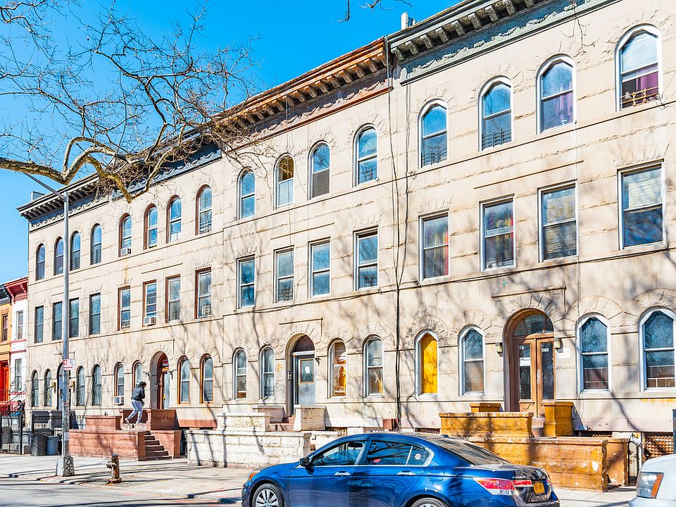 2nd image of 827 Halsey St APT 1