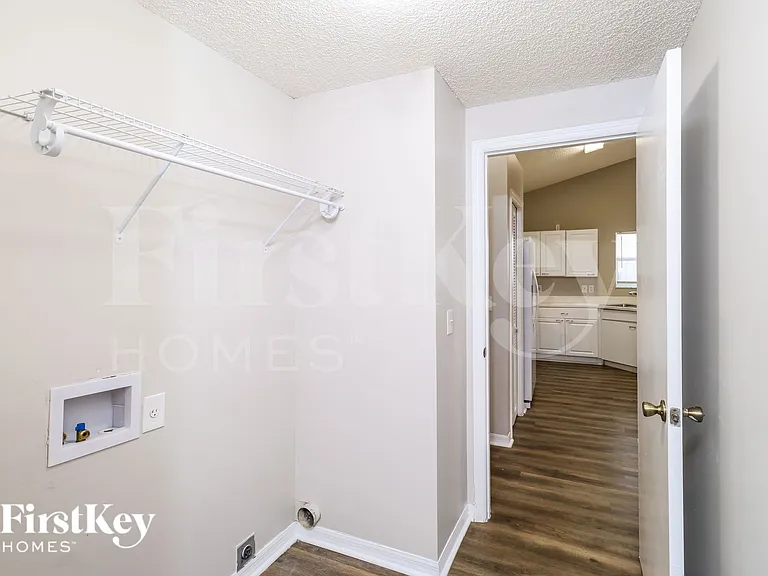 1237 Cheb Pl NW — Photo 13