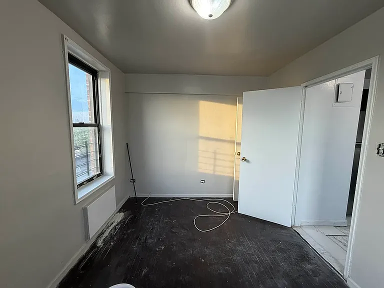 1115 Willmohr St #6 — Photo 12