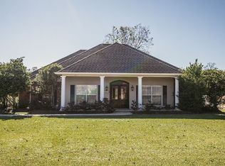 17616 Ridgewood Dr, Hammond, LA 70403