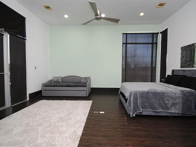 4118 Floyd St #A — Photo 23