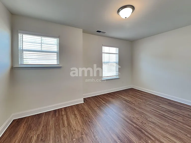 602 Lake Vista Ct — Photo 19