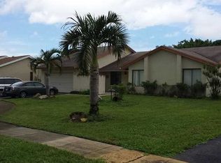 5515 SW 9th St, Margate, FL 33068