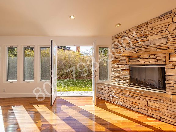 5th image of 1162 Camille Dr