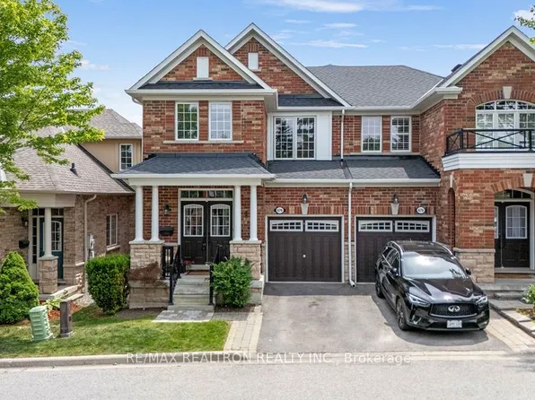 678 Skye Ct, Newmarket, ON L3X 3E1