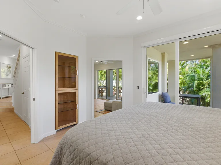 357 Kualono Pl — Photo 48
