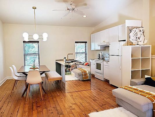 2nd image of 120 Amity St #2