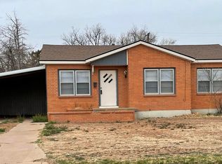 2002 W 20th St, Plainview, TX 79072