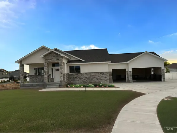 512 Boxwood Dr, Idaho Falls, ID 83402