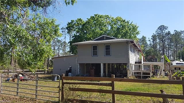 1st image of 903 Leroy Ave